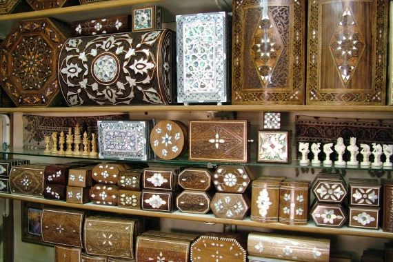 الموزاييكُ الخَشَبِيُّ