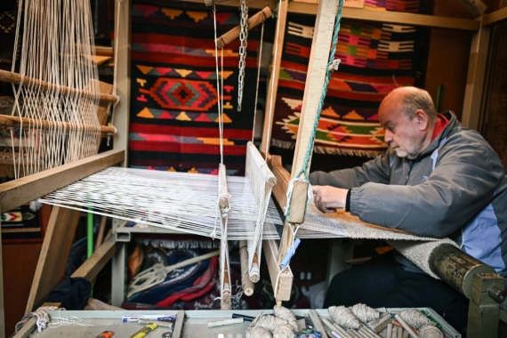 Damascene Carpets and Rugs